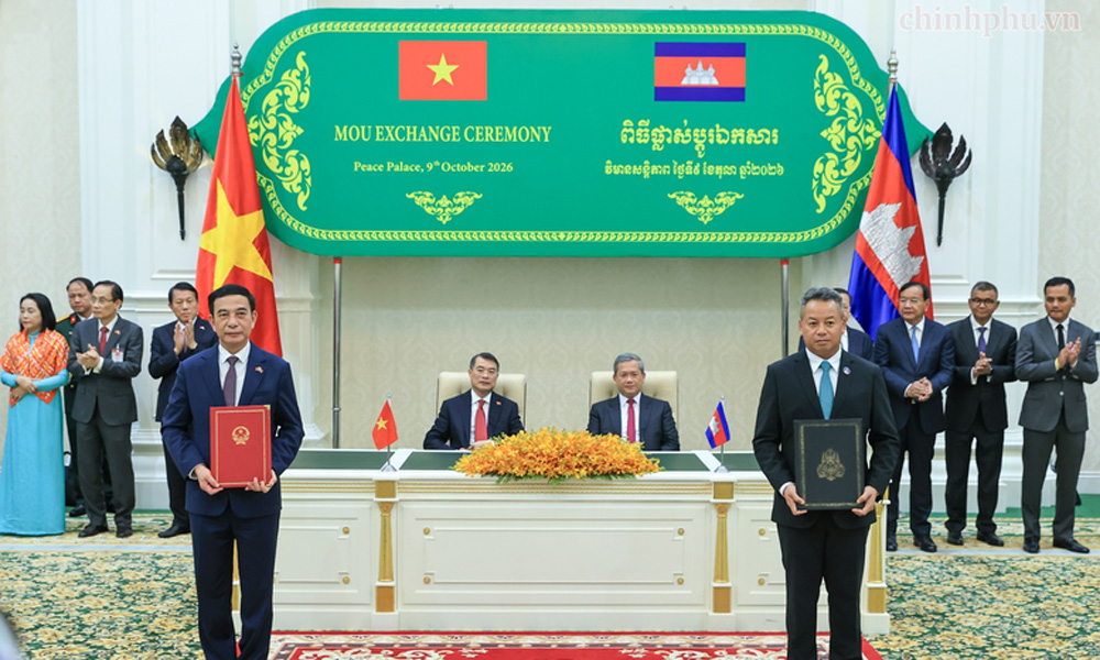 Vietnam, Cambodia seek to bolster all-round ties