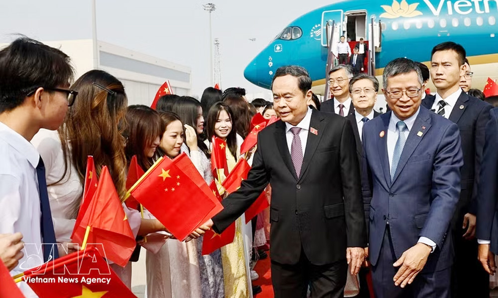 NA President arrives in Beijing, beginning official visit to China