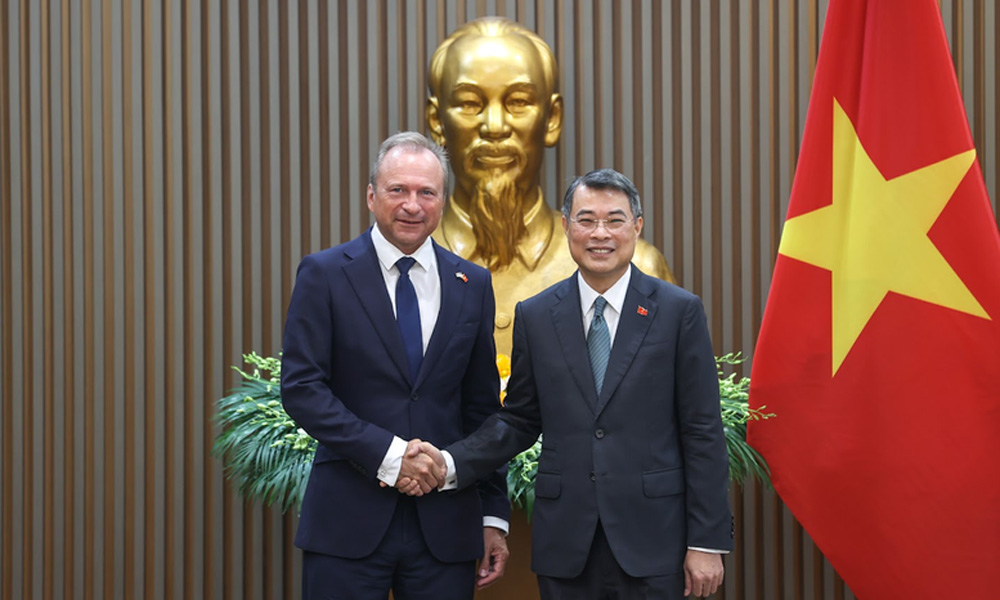 PM calls for stronger Vietnam–Luxembourg cooperation in green finance