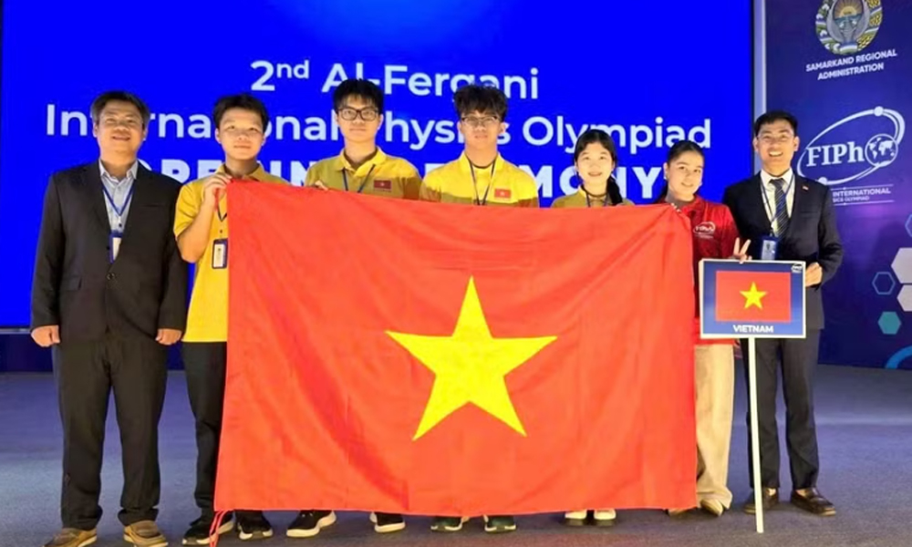 All four Vietnamese students win medals at Al-Fergani International Physics Olympiad
