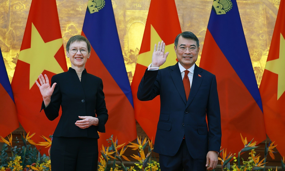 Prime Minister hosts official welcome ceremony for Liechtenstein counterpart