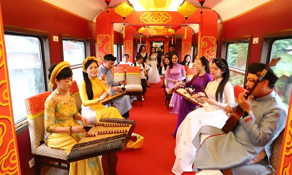 Vietnam boasts 2 out of world's top 20 train journeys