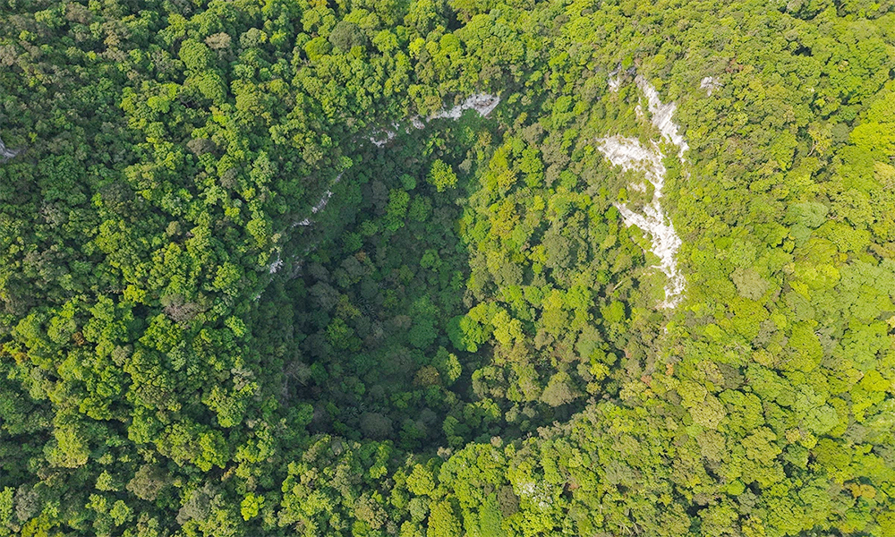 120-meter-deep sinkhole explored in Phong Nha-Ke Bang National Park