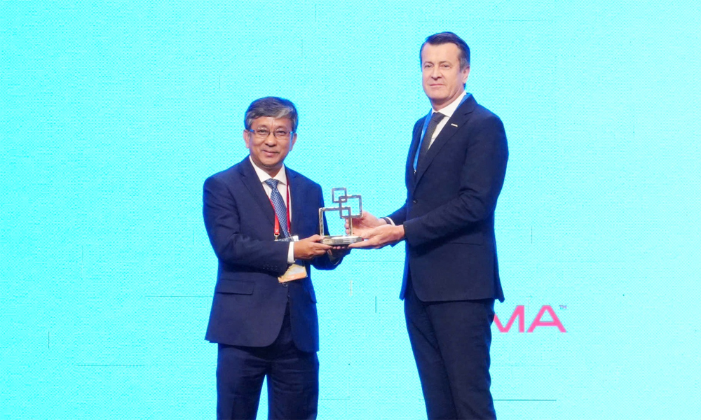 Vietnam receives 2026 Government Leadership Award
