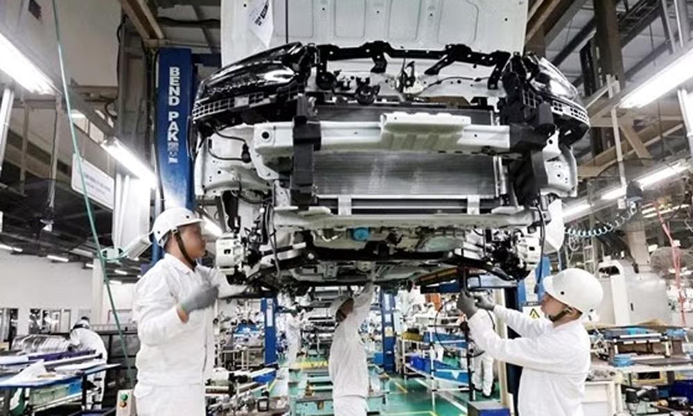 Auto market targets 700,000 sales in 2026