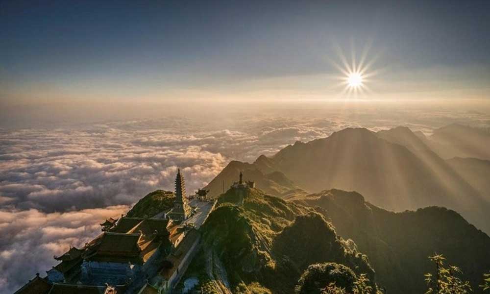 Ha Long Bay, Sa Pa among world's top five trending destinations