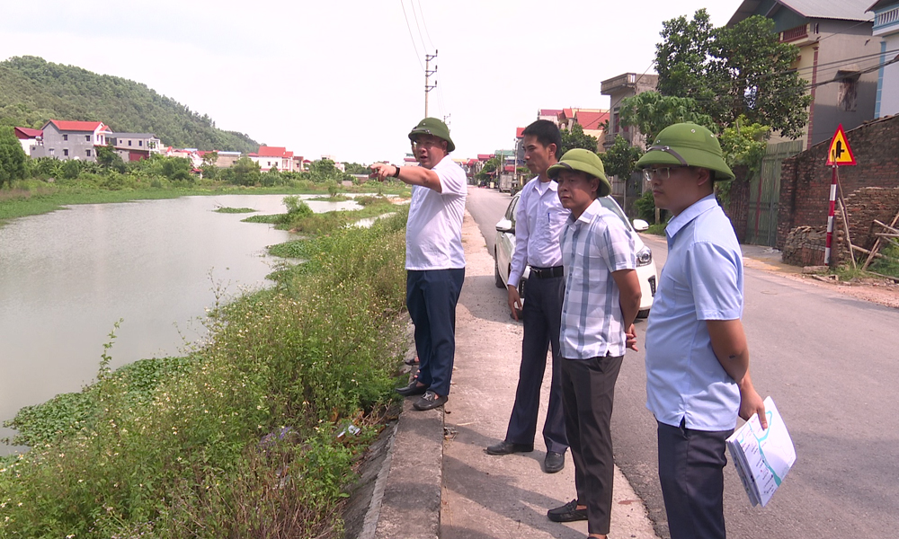 Yên Dũng: Kiểm tra, chỉ đạo xử lý vị trí xung yếu trước cơn bão số 3
