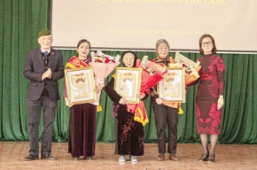 Phong tặng đặc cách danh hiệu “Nghệ nhân làng nghề Việt Nam” cho 3 cá nhân làng nghề gốm Phù Lãng