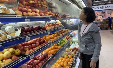  Táo nhập khẩu châu Âu trước thông tin dư lượng thuốc bảo vệ thực vật: Thị trường vẫn ổn định, người tiêu dùng còn băn khoăn