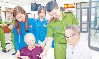 Tuổi trẻ góp sức đưa công nghệ vào đời sống