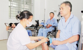 Phát triển y học cổ truyền: Ứng dụng kỹ thuật mới, tăng hiệu quả điều trị