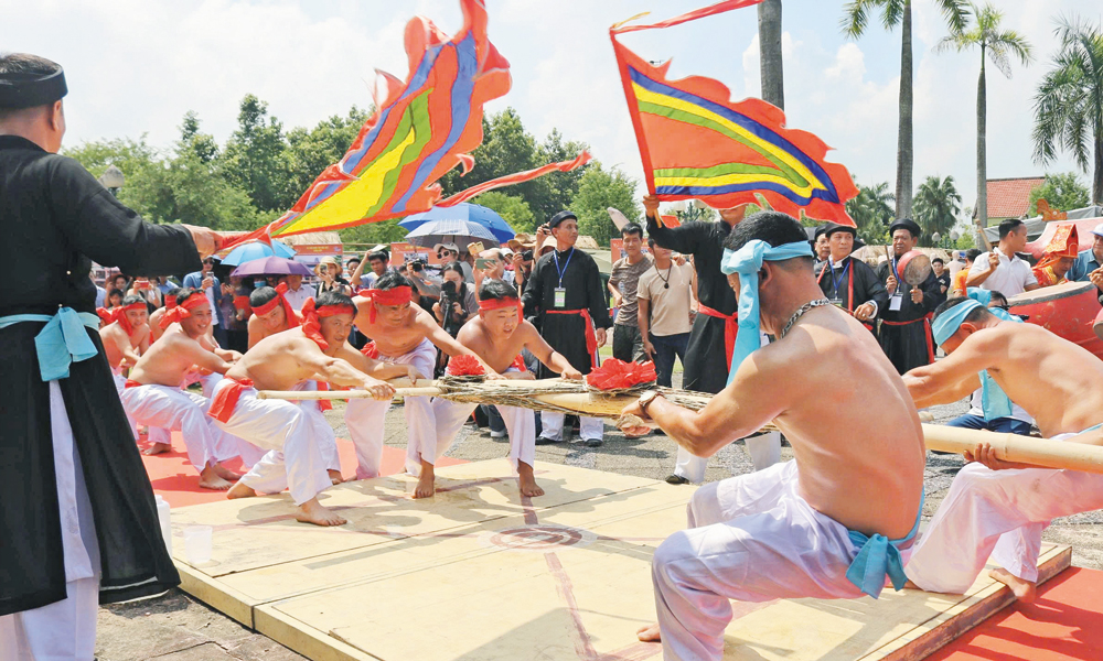  Nét đẹp ở Hội Kéo co làng Hữu Chấp
