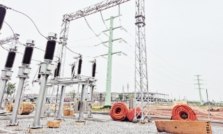 Dự kiến đóng điện trạm biến áp 110 kV phục vụ Khu công nghiệp Tân Hưng trong tháng 9