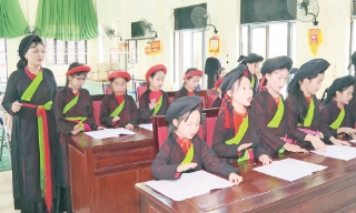 Rộn ràng quan họ măng non