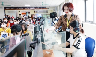 Doanh nghiệp điện tử: Khát nhân lực phổ thông