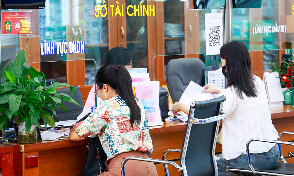  Phòng ngừa tình trạng “cò làm giấy tờ” tại Trung tâm Phục vụ hành chính công cấp tỉnh, cấp xã
