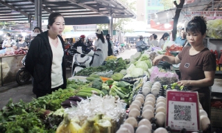 Chợ truyền thống bắt nhịp xu hướng tiêu dùng hiện đại
