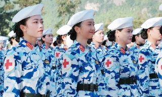 Nữ sĩ quan trẻ ba lần dự lễ diễu binh quốc gia