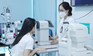 Y tế ngoài công lập: Thu hút nguồn nhân lực chất lượng cao