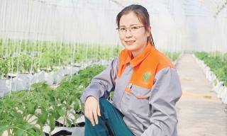 Nữ nông dân tiên phong ứng dụng công nghệ cao