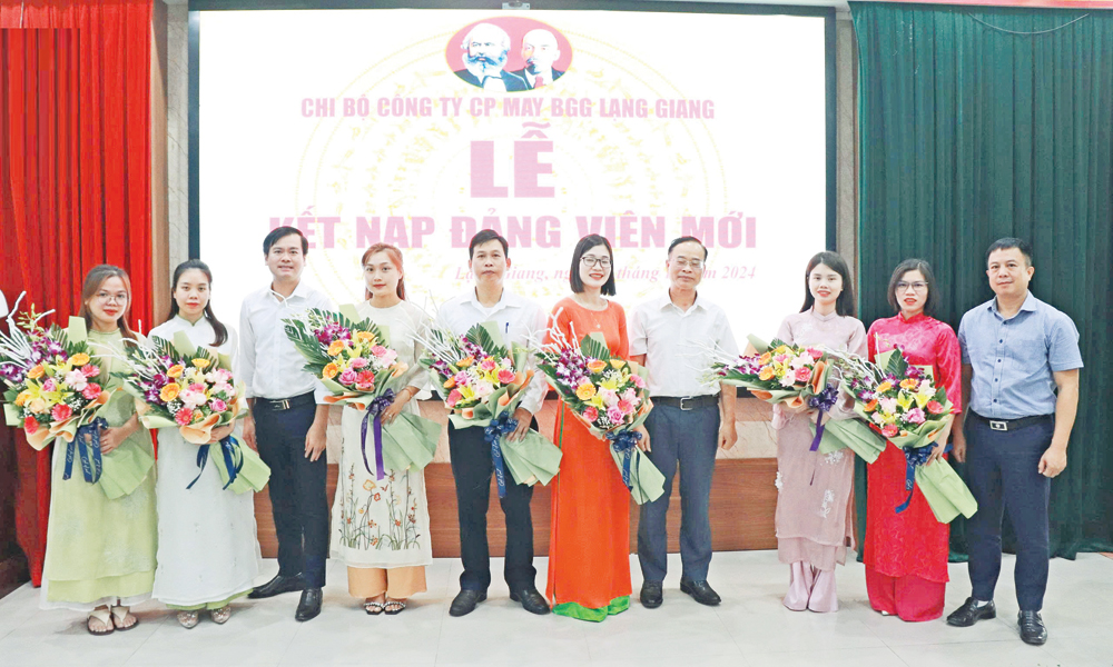  Tổ chức đảng - hạt nhân chính trị trong doanh nghiệp tư nhân