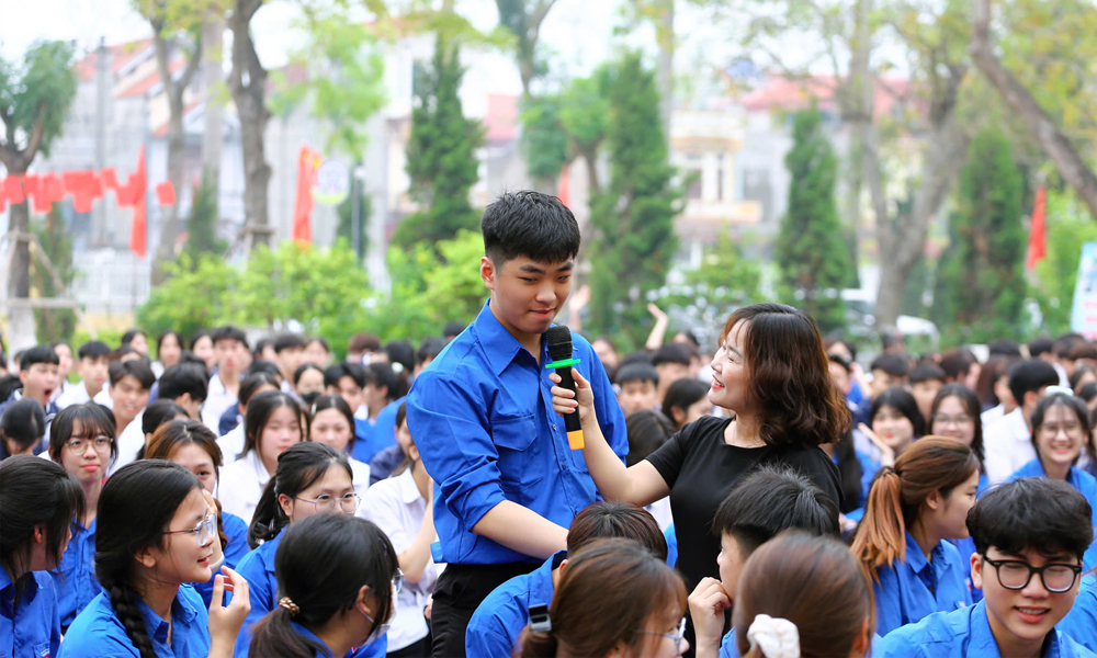  Trang bị kỹ năng ứng xử văn minh trên không gian mạng cho học sinh