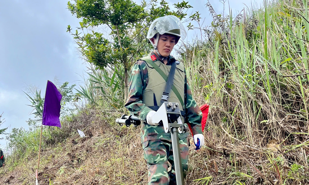  Những người lính hồi sinh “vùng đất chết”