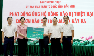 Nghĩa đồng bào trong bão lũ