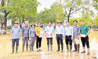 Nhân Ngày Doanh nhân Việt Nam 13/10: Thảo thơm những tấm lòng vàng