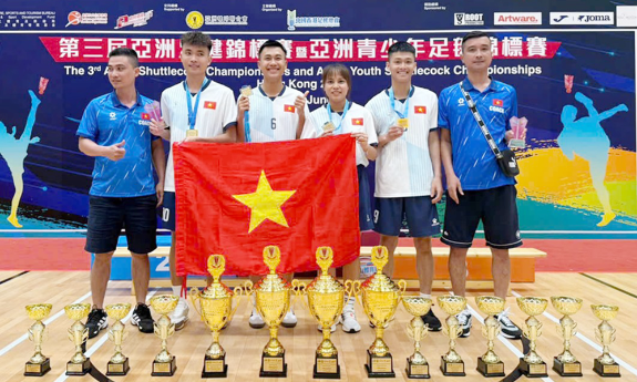 Huấn luyện viên Nguyễn Anh Tuấn: Truyền cảm hứng từ thế hệ vàng