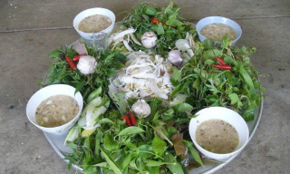 Gỏi cá mè Hiệp Hòa - món ăn đãi khách quý 