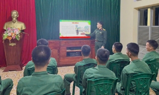 Hiệu quả từ mô hình “Bảng tin số” ở Trung đoàn 141