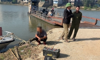 Công an phường Vân Hà xử lý đối tượng sử dụng kích điện đánh bắt thủy sản trái phép trên sông Cầu