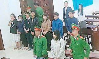 Bắc Ninh: Tuyên án nhóm bị cáo lừa đảo, mua bán trái phép hóa đơn