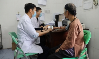 Thực hiện Thông tư 43 của Bộ Y tế: Không để gián đoạn hoạt động chăm sóc sức khỏe Nhân dân