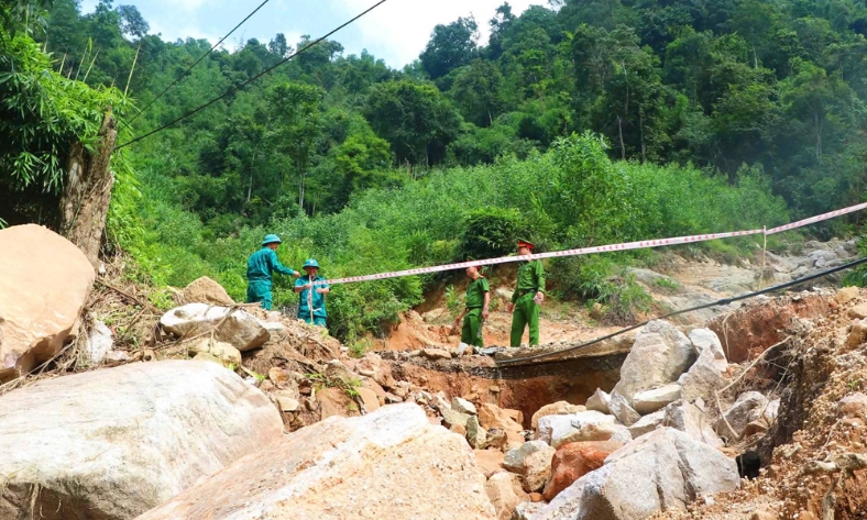  Cần kịp thời khắc phục các tuyến, điểm giao thông xuống cấp, bất cập