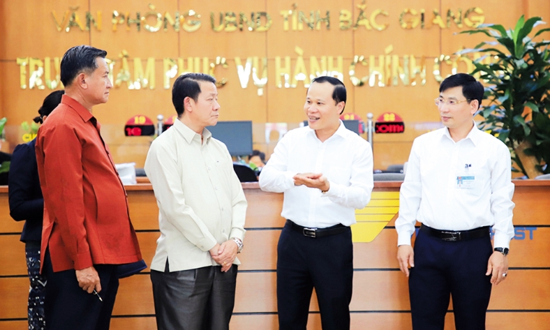  Dấu ấn hợp tác hữu nghị Bắc Giang - Xay Sổm Bun