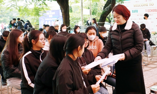 Lao động phổ thông dịp cuối năm: Đến hẹn lại... thiếu