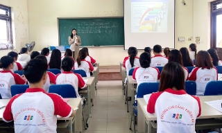 Trường Cao đẳng Thống kê: Gắn việc học và làm theo Bác với xây dựng văn hóa học đường