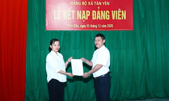 Hiệu quả từ tạo nguồn phát triển đảng viên ở Tân Yên