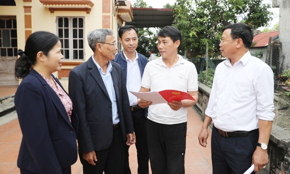 Theo những bước chân mở đường cho sân bay mới