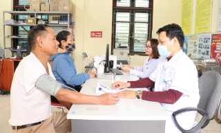 Chính sách bảo hiểm y tế, bảo hiểm xã hội tự nguyện: Điểm tựa an sinh cho người cao tuổi