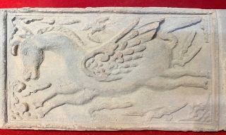 Nét mỹ thuật độc đáo của gạch Long Mã nghè Hang Xanh