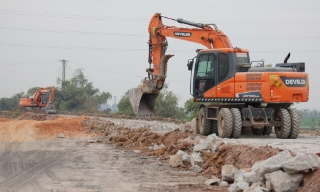 Nâng cấp tuyến đê hữu Đuống đáp ứng yêu cầu phòng, chống thiên tai, mở rộng giao thông