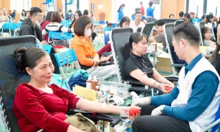Bảo đảm “ngân hàng máu” dịp Tết: Thêm giọt máu, trao sự sống