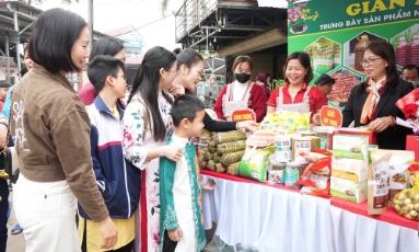  Bắc Ninh: Đặc sản địa phương “hút” khách dịp Tết