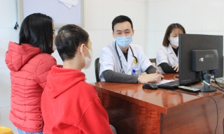 Nỗi lo khi con lớn trước tuổi 