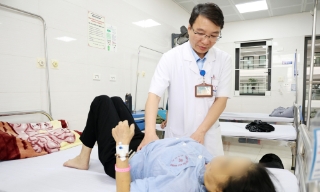 Sử dụng thuốc không rõ nguồn gốc: Đừng để tiền mất, tật mang