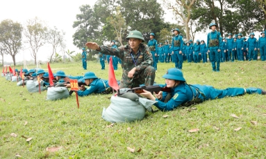 Huấn luyện dân quân tự vệ: Bám phương châm, sát thực tiễn 