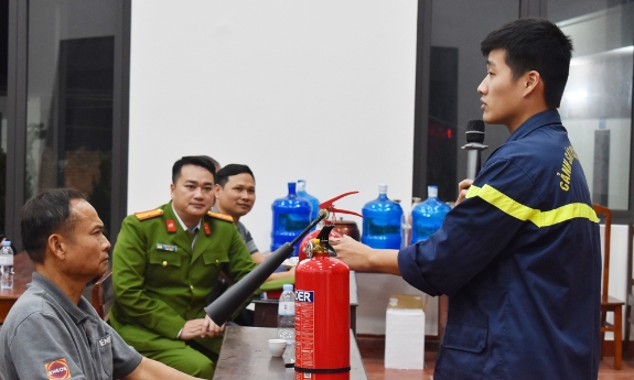 Cảnh báo nguy cơ cháy, nổ nhà ở kết hợp sản xuất, kinh doanh